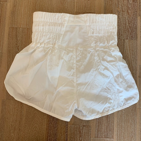 Free People Movement White Shorts XS - Picture 2 of 3
